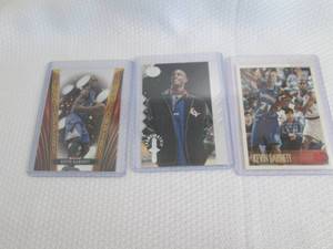 Assorted Kevin Garnett Cards...