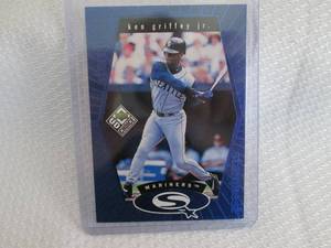 1997 Upper Deck Ken Griffey Blue St...