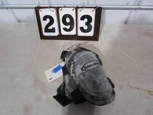 McGuire Nicholas Hard Cap Knee Pads