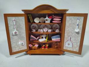 Reutter Original Porcelain Miniature Cupboard