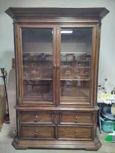 Thomasville Two Piece ChinaDisplay Cabinet