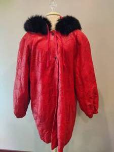Ladies Red Faux Leather Winter Coat wHood (L)