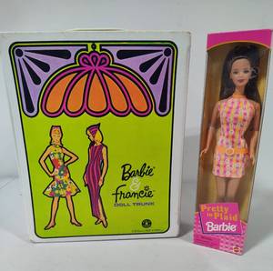 Vintage Barbie Carrier & New Barbie in Box