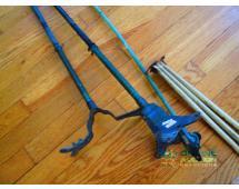 3 lightning rods and a 3 prong hanger...