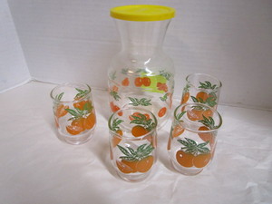 Vintage Juice & Four Glasses