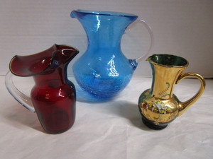 Pitchers, Small Variety