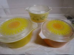Pyrex vintage Sunflower & Shenandoah