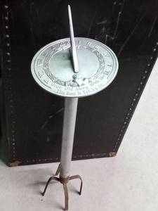 Sundial lawn ornament