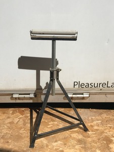 Adjustable Table Saw Roller Feeder Stand