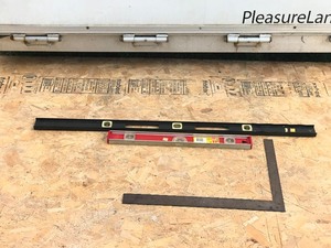 2ft & 4ft Level  Carpentry Square