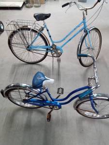 1977 Schwinn Bantum Stingray Muscle Bike with chrome fenders and 1976 Schwinn Breeze Bike with rear baskets