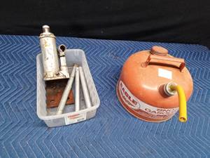 Larin hydraulic and Eagle Snozzle gas can