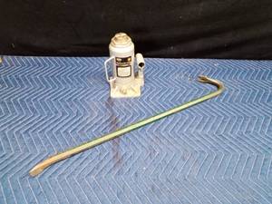 12 Ton hydraulic bottle jack and crow bar