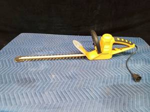 Landxcape electric hedge trimmer