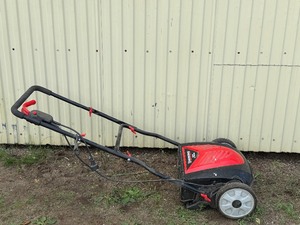 Yardworks Electric De-Thatcher