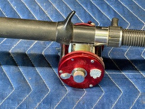 Ambassaduer 6000 (Sweden) Fishing Reel with Lews Graphite Stick Model SG6X -159 - 5ft 9 Heavy Action Fishing Rod
