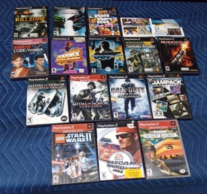 9 Games and 7 empty cases of Play Station 2