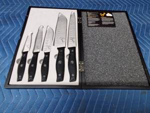 New Emeril cutlery set in case