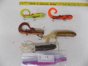 (5) Musky Lures  Bull Dawgs