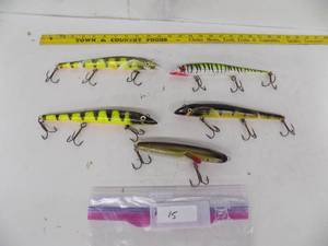 (5) Musky Lures