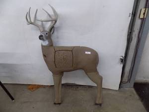 Buck Target  LifeLike  GlenDel