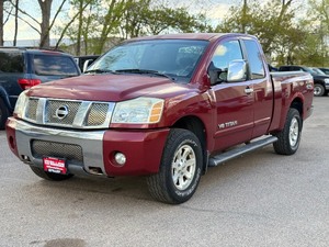 2005 NISSAN TITAN LE 4x4  No Accidents Reported (NO RESERVE)