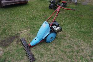 Jari 36 Gas Powered Self Propelled Sickle Mower