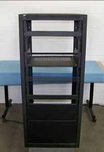 Middle Atlantic ERK-2725 Audio  Video (AV) Electronic Equipment Rack Enclosure