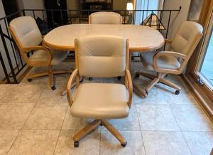 K - Vintage Chromcraft Dining Table Set with 4 Upholstered Chairs