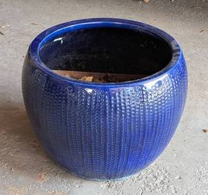 G - Ceramic Planter  Textured Dimpled Exterior