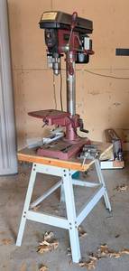 G - Northern Industrial 16-Speed Bench Drill Press with Laser - 58 Inch Chuck, Includes Bits