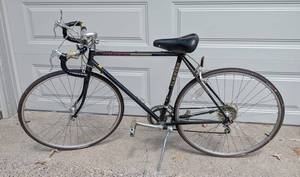 G - Schwinn World Sport Vintage Road Bicycle - 10-Speed