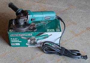 G - Master Force 4-12-Inch Angle Grinder - 7.5 Amp Corded