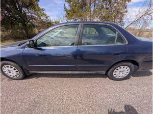 2002 Honda Accord Value Package - Low miles, only 94k!!