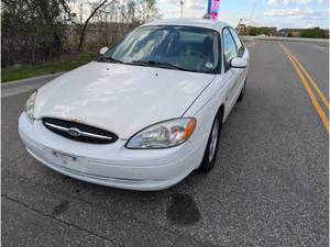 2000 Ford Taurus Ses - Low miles, only 108k