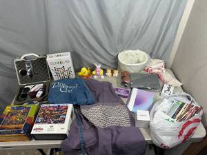 CrochetKnitting Needles, Sizzix, Pampered Chef, Puzzles, More