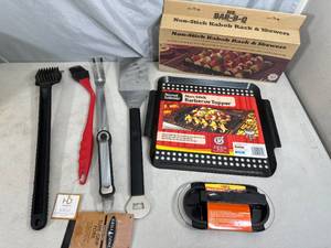 Assorted New BBQ Cooking Accessories