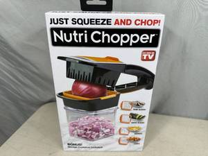 New Nutri Chopper with Storage Container