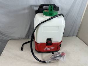 Milwaukee M18 18-Volt 4 Gal. Lithium-Ion Cordless Switch Tank Backpack Lawn Sprayer
