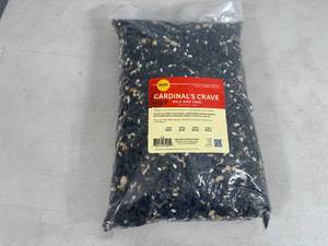 New 5 lb Bag of Cardinals Crave Bird Seed