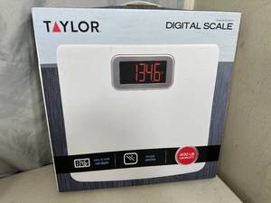 New Taylor Digital Bathroom Scale