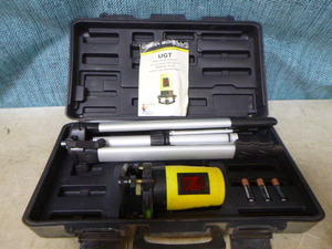 UGT Self-Leveling Laser Level with Tripod