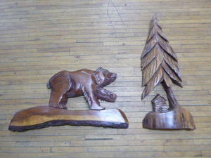 2 Wood Wall Dcor