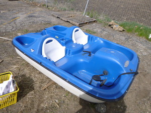 Monaco Pelican 5 Person Paddle Boat