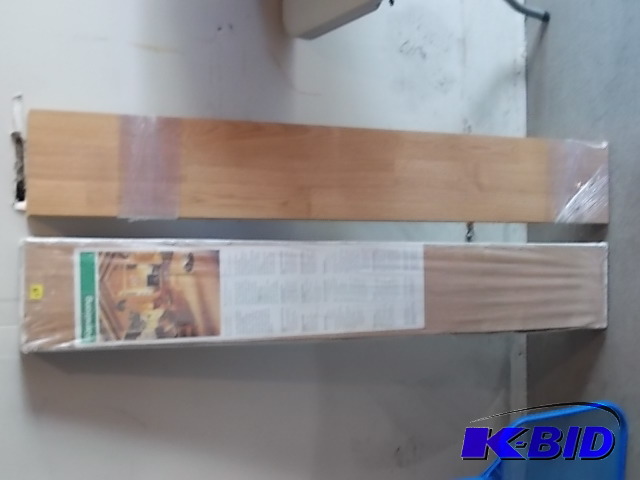 lot 4 image: Laminate Flooring