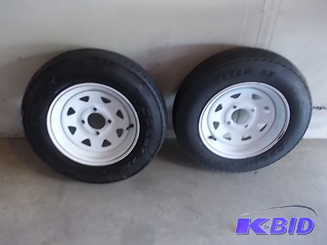 lot 10 image: Pair Of Tires