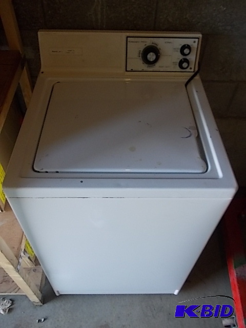 lot 12 image: Kenmore Washer
