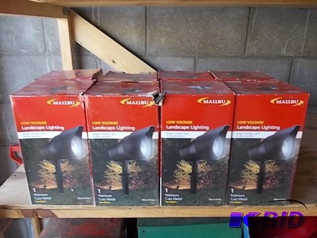 lot 26 image: Landscape Lights