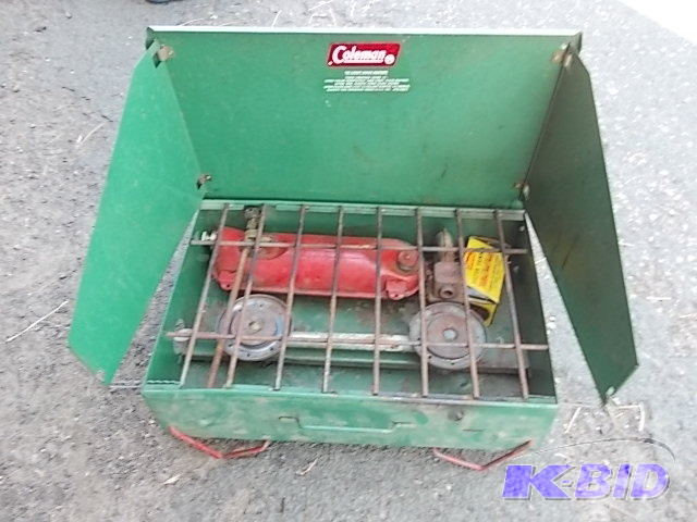 lot 35 image: Coleman Camp Stove