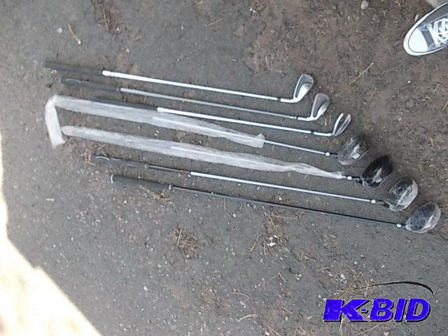 lot 41 image: Golf Clubs